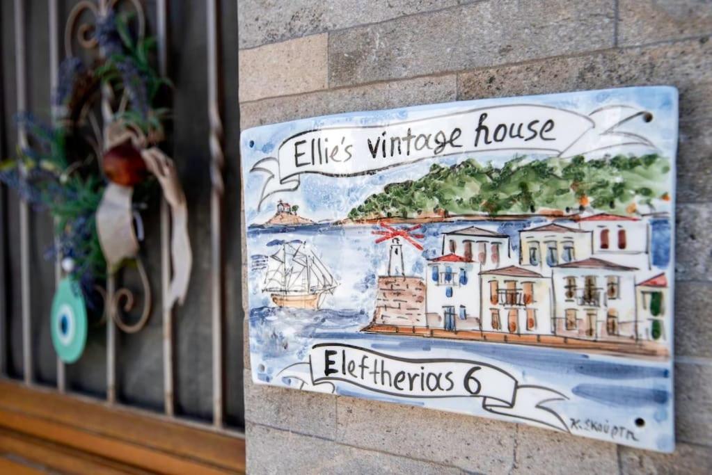 Ellie'S Vintage House Apartment Galaxidi Exterior photo